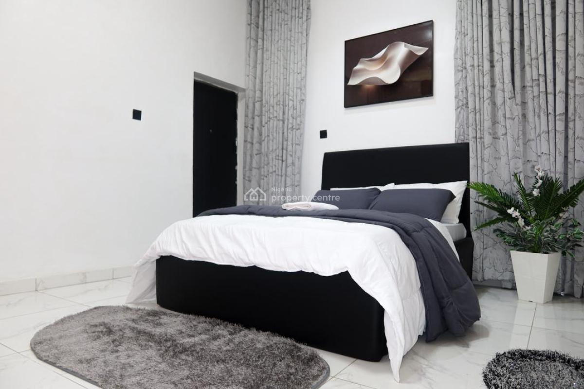 Luxury 2 Bedroom Apartment with Ps5, Snooker, Pool and Gym, Ologolo, Lekki, Lagos, Flat / Apartment Short Let