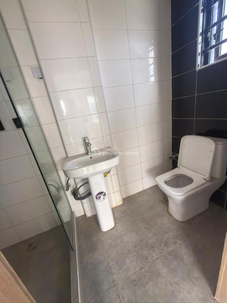 2 Bedroom Apartment, Ologolo, Lekki, Lagos, Flat / Apartment for Rent