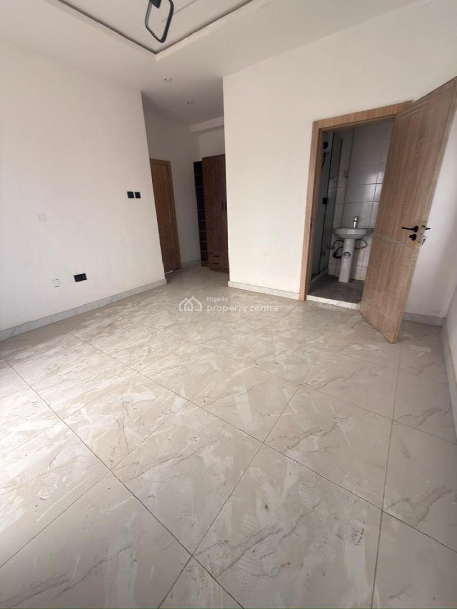 2 Bedroom Apartment, Ologolo, Lekki, Lagos, Flat / Apartment for Rent