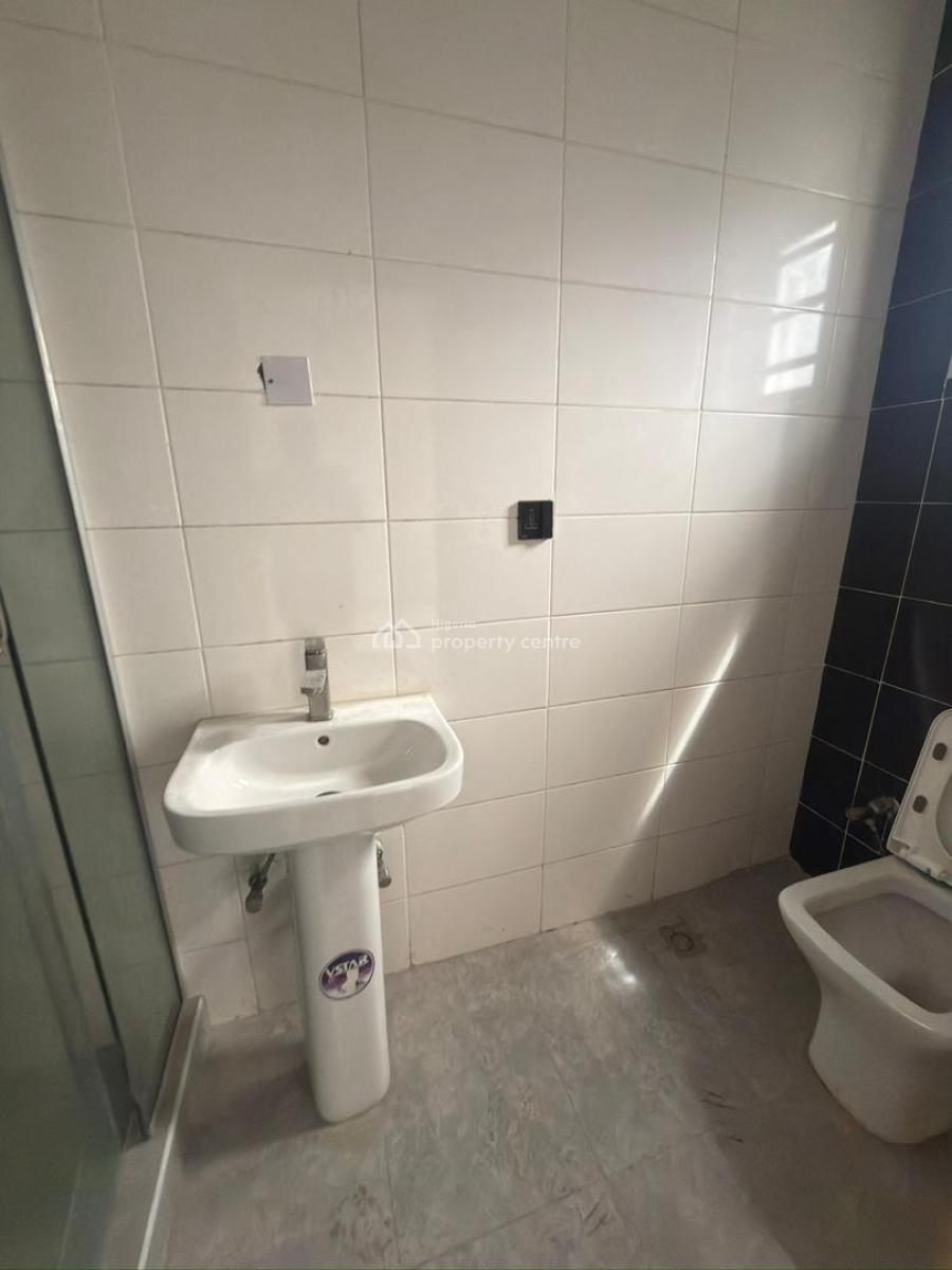 2 Bedroom Apartment, Ologolo, Lekki, Lagos, Flat / Apartment for Rent