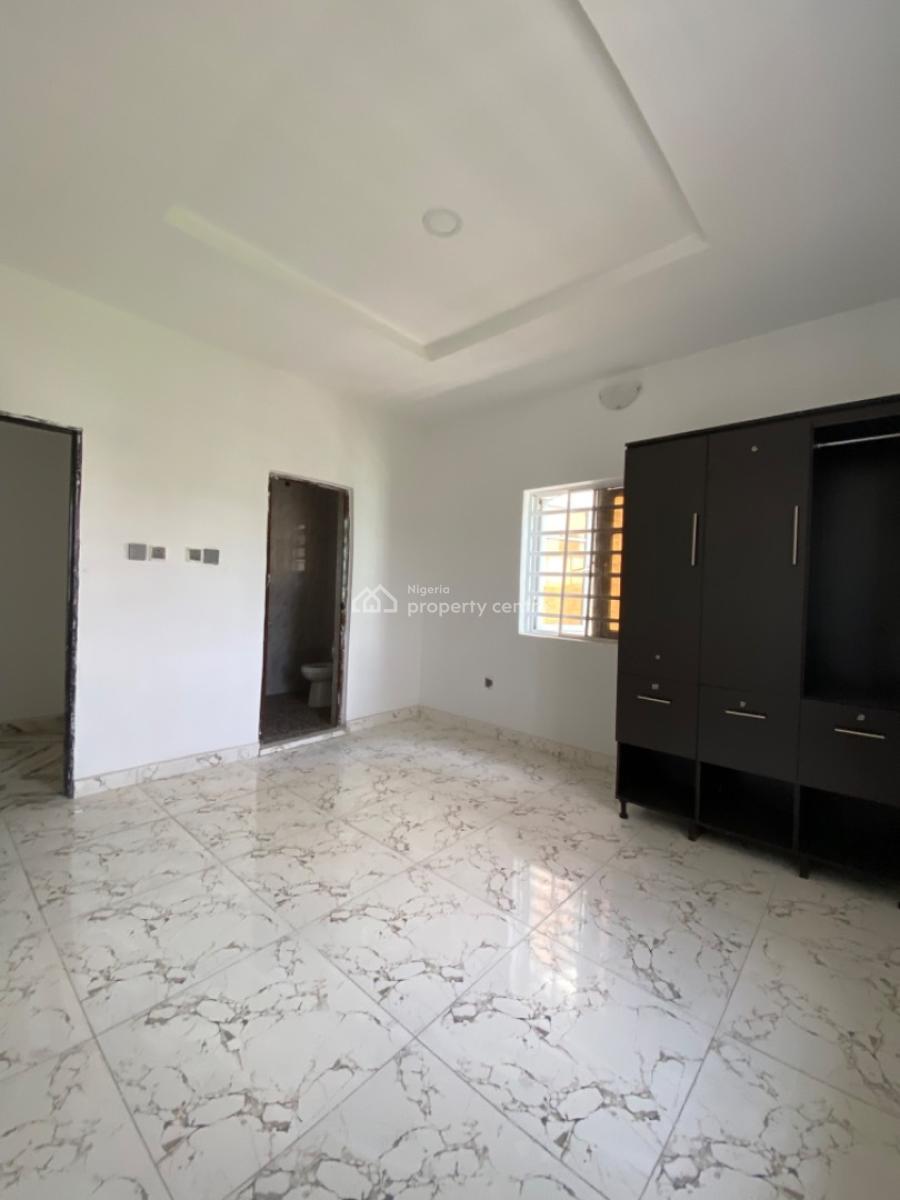 an Executive One Bedroom Apartment, Peace Land Estate Ogombo Off Abraham Adesanya Ajah, Lekki, Lagos, Mini Flat (room and Parlour) for Rent