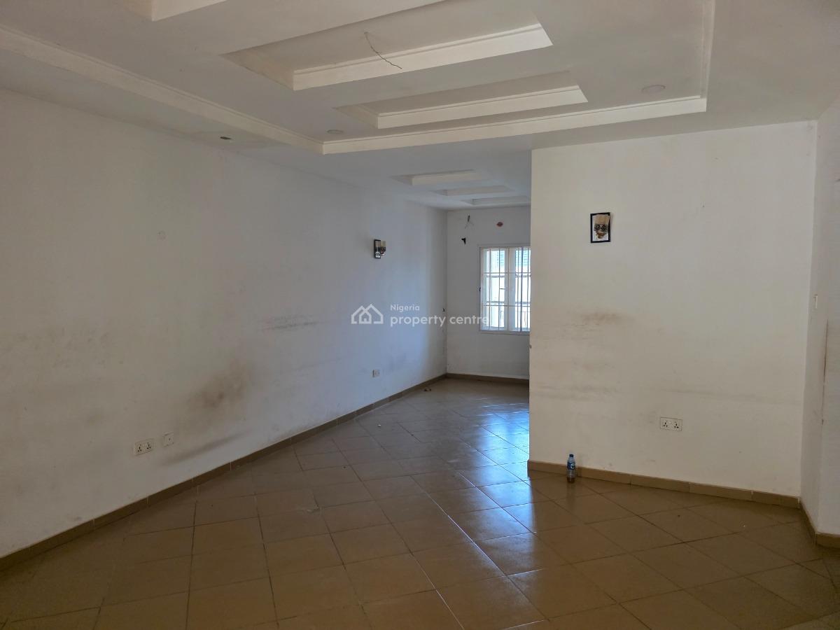 a Well Spaciuos 2-bedroom Flat, By American International Schooll, Durumi, Abuja, Flat / Apartment for Rent