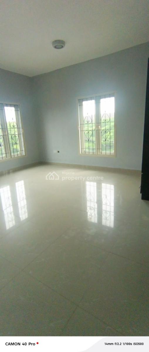 Clean Two Bedroom Flat in Ikate, Kusenla Road By Chisco Bus Stop, Lekki Phase 1, Lekki, Lagos, Flat / Apartment for Rent