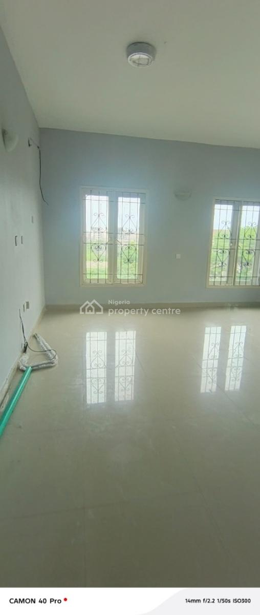 Clean Two Bedroom Flat in Ikate, Kusenla Road By Chisco Bus Stop, Lekki Phase 1, Lekki, Lagos, Flat / Apartment for Rent