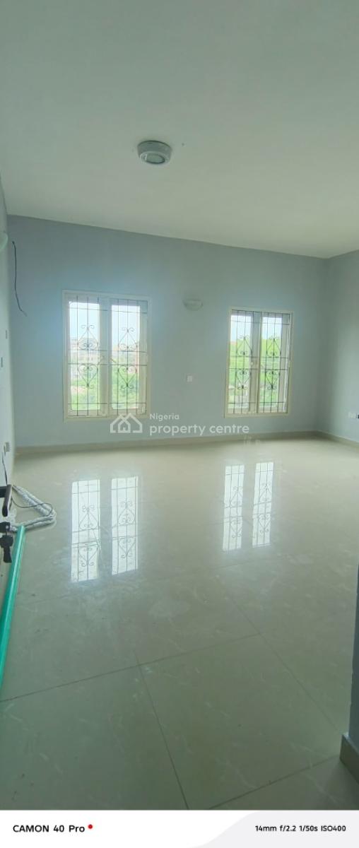 Clean Two Bedroom Flat in Ikate, Kusenla Road By Chisco Bus Stop, Lekki Phase 1, Lekki, Lagos, Flat / Apartment for Rent