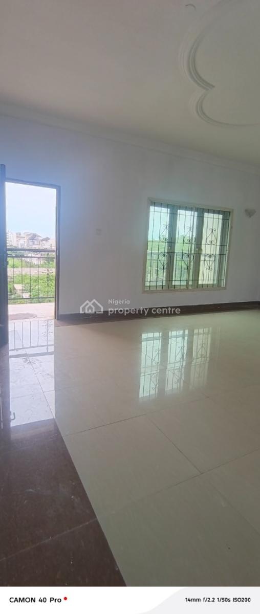 Clean Two Bedroom Flat in Ikate, Kusenla Road By Chisco Bus Stop, Lekki Phase 1, Lekki, Lagos, Flat / Apartment for Rent
