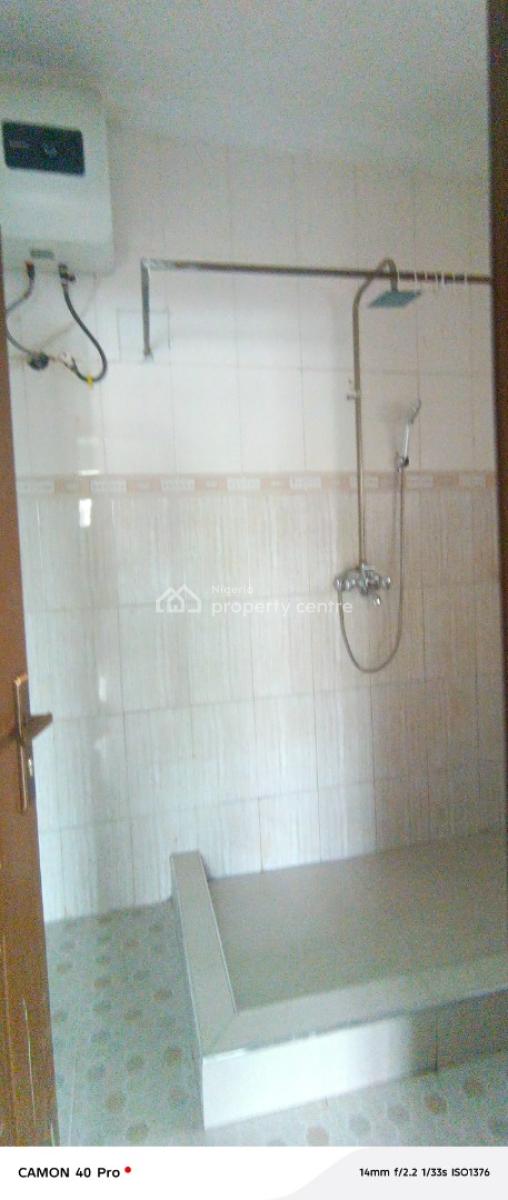 Clean Two Bedroom Flat in Ikate, Kusenla Road By Chisco Bus Stop, Lekki Phase 1, Lekki, Lagos, Flat / Apartment for Rent
