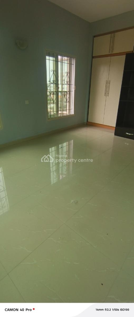 Clean Two Bedroom Flat in Ikate, Kusenla Road By Chisco Bus Stop, Lekki Phase 1, Lekki, Lagos, Flat / Apartment for Rent