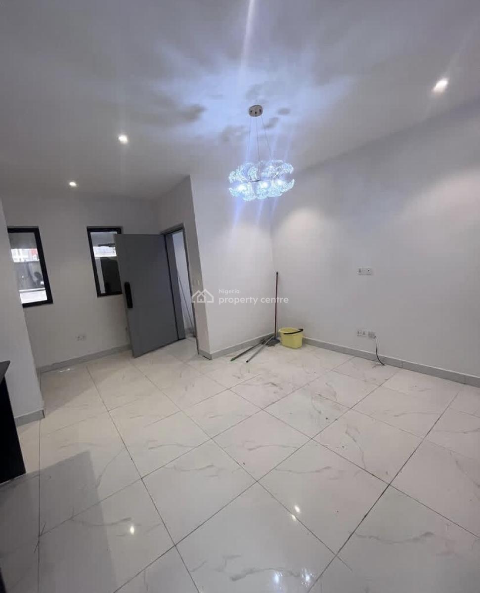 Luxury 1 Bedroom Apartment with Swimming Pool (ground Floor), Freedomway Lekki, Lekki, Lagos, Mini Flat (room and Parlour) for Sale