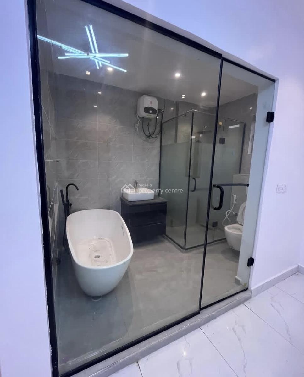 Luxury 1 Bedroom Apartment with Swimming Pool (ground Floor), Freedomway Lekki, Lekki, Lagos, Mini Flat (room and Parlour) for Sale