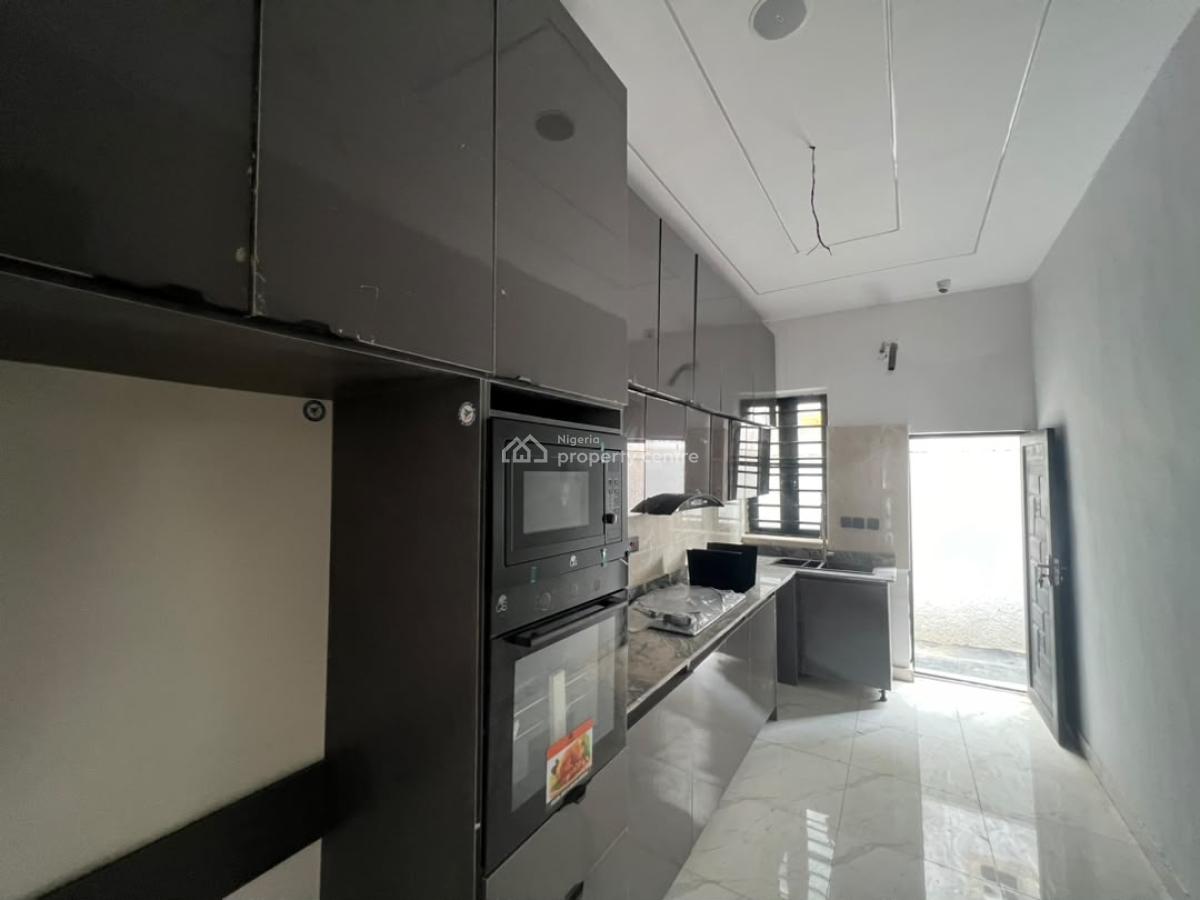 2 Bedroom Terrace Duplex with Bq, Lekki Scheme 2 Estate, Lekki, Lagos, Terraced Duplex for Sale