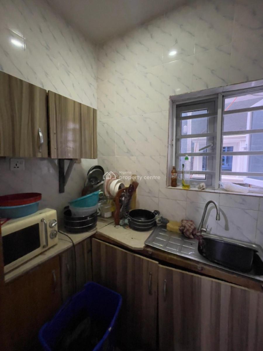 a Single Room with Kitchen and Gym, Agungi, Lekki, Lagos, Flat / Apartment for Rent