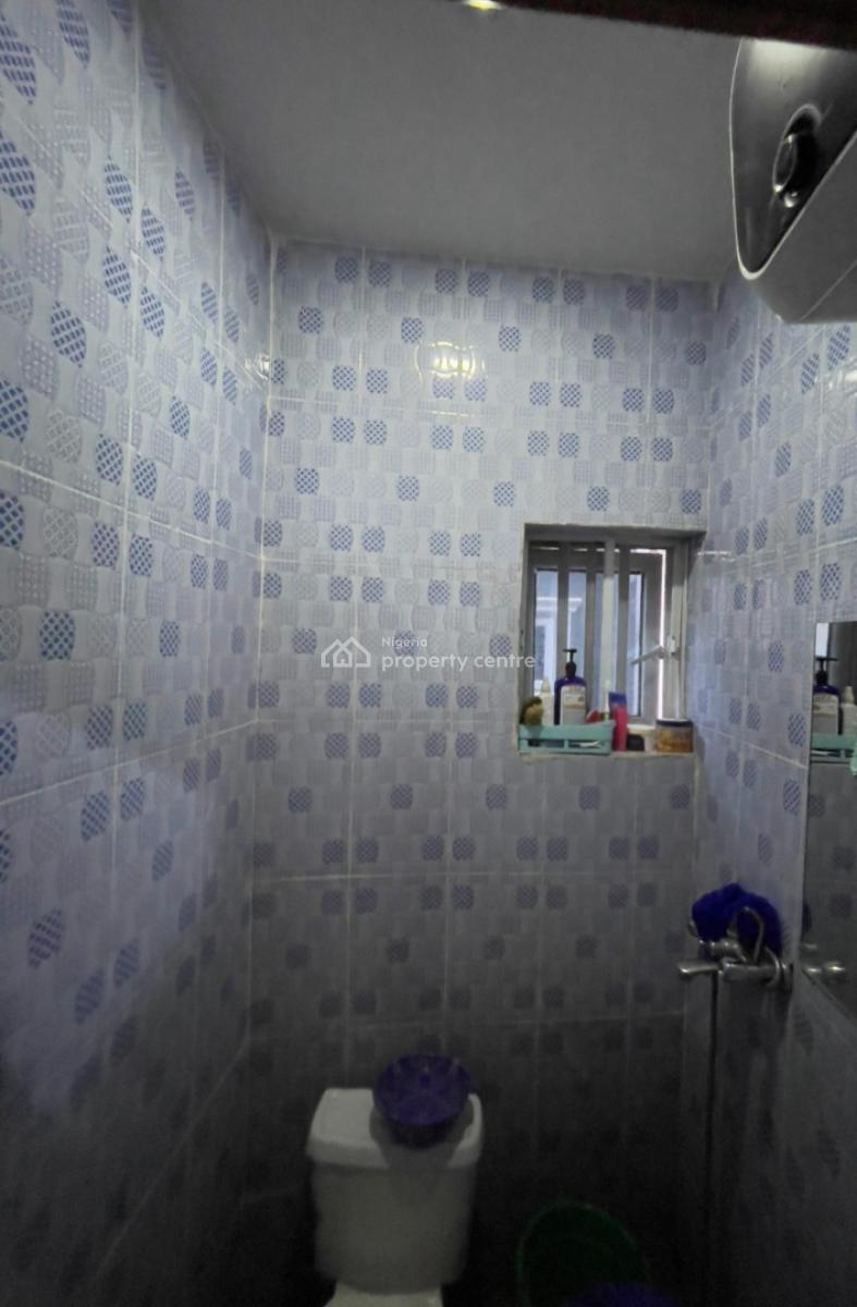 a Single Room with Kitchen and Gym, Agungi, Lekki, Lagos, Flat / Apartment for Rent
