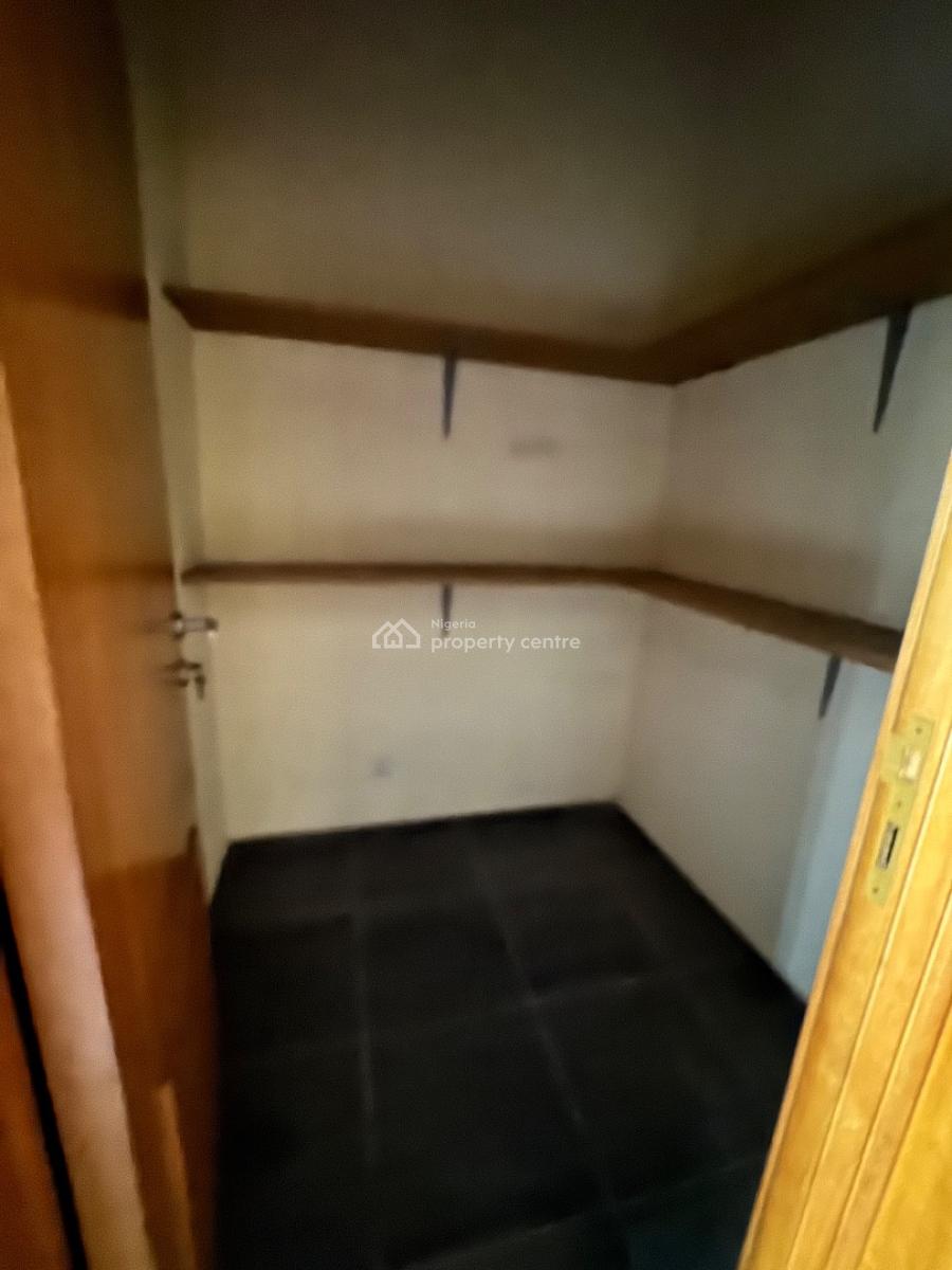 Fully Serviced 3 Bedroom Apartment with Bq, Lekki Phase 1, Lekki, Lagos, Flat / Apartment for Rent
