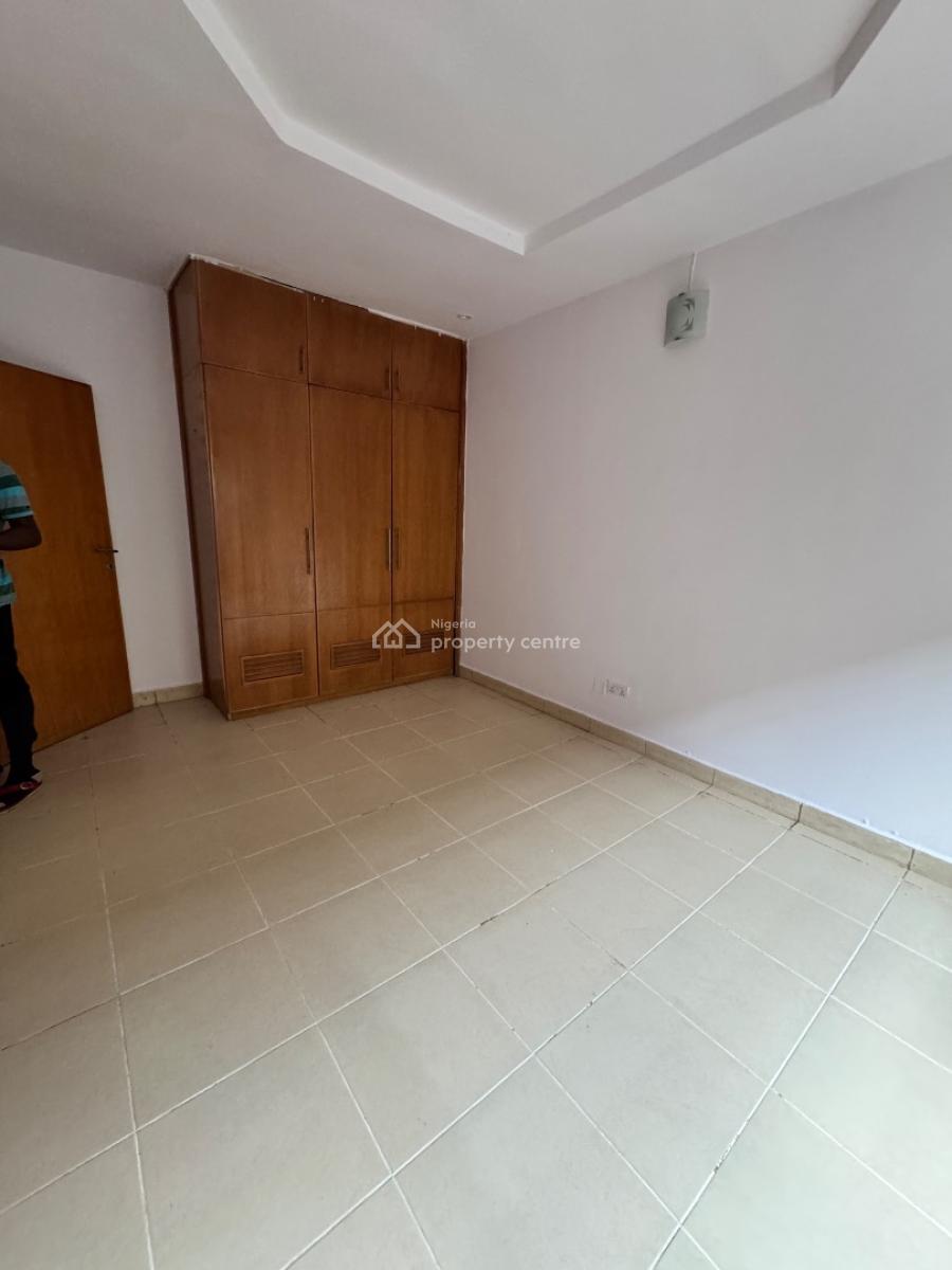 Fully Serviced 3 Bedroom Apartment with Bq, Lekki Phase 1, Lekki, Lagos, Flat / Apartment for Rent