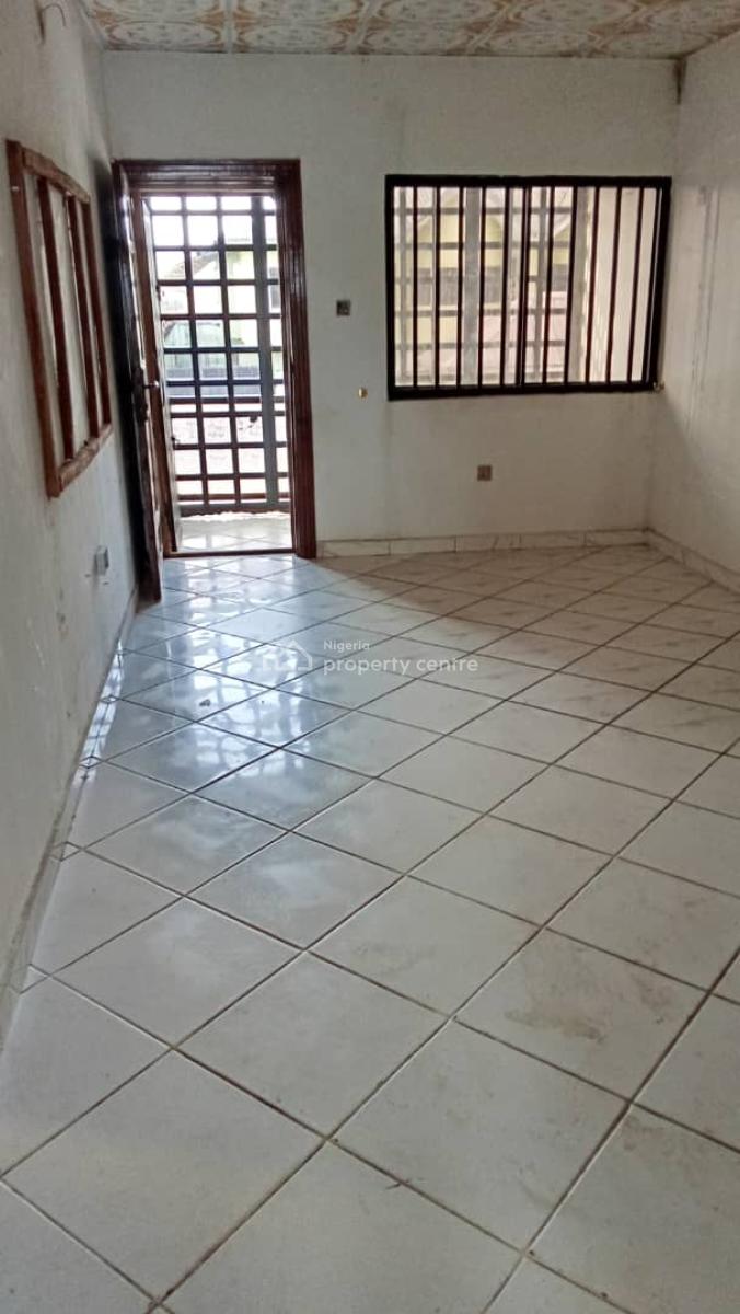 Decent 2 Bedroom, 6th Avenue 641 Road, Festac, Amuwo Odofin, Lagos, Flat / Apartment for Rent