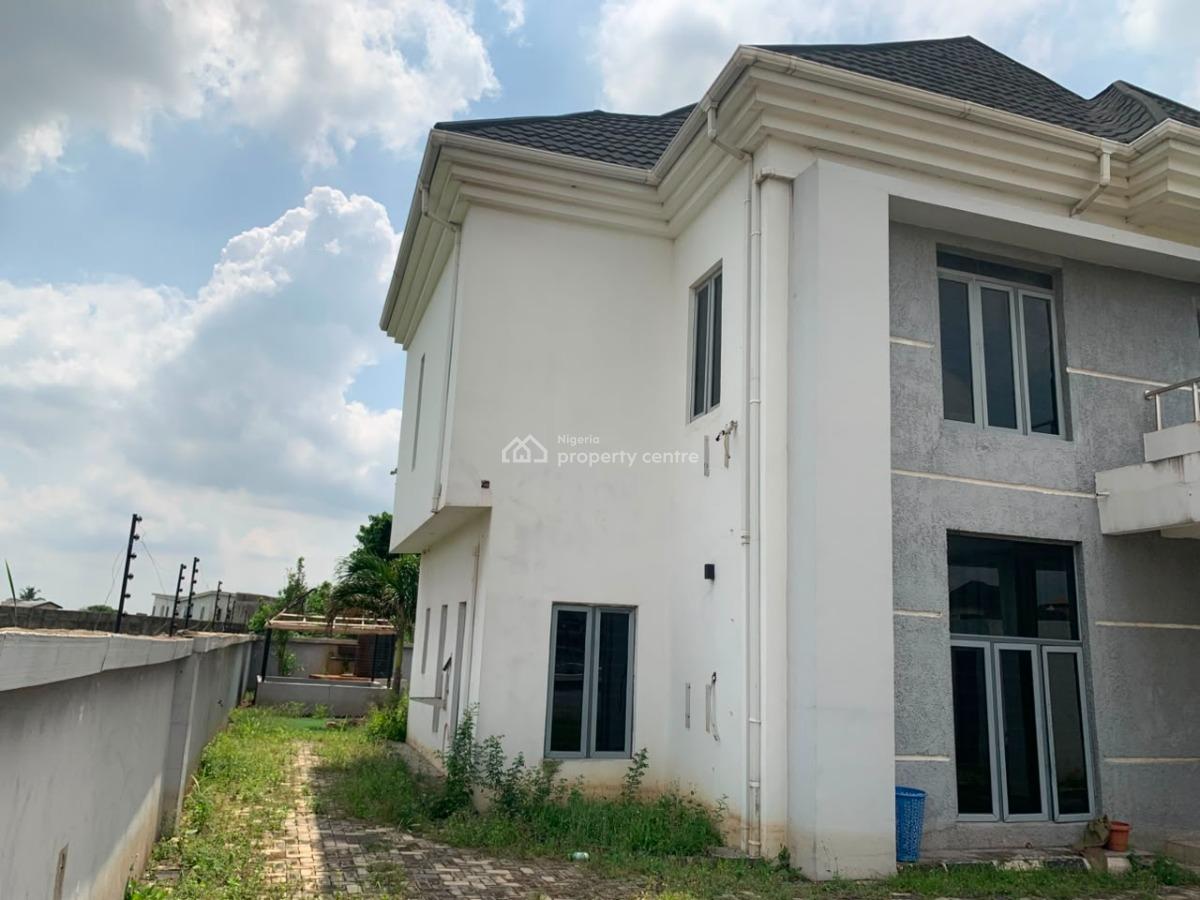 a Well-built 6 Bedroom Fully Detached House, Unilag Estate Magodo Lagos, Magodo, Lagos, Detached Duplex for Sale