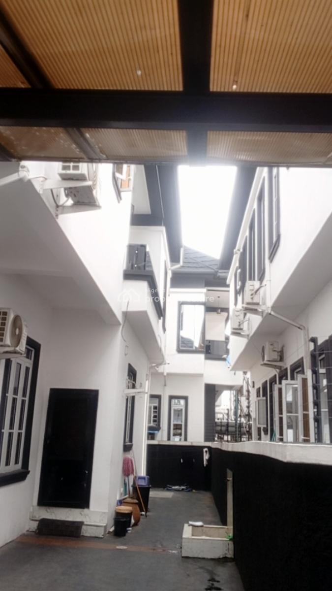 Luxurious 4 Bed Detached Duplex with a Drive Way, Turn Into Lekki County, Second Turn By The Right, Lekki, Lagos, House for Sale