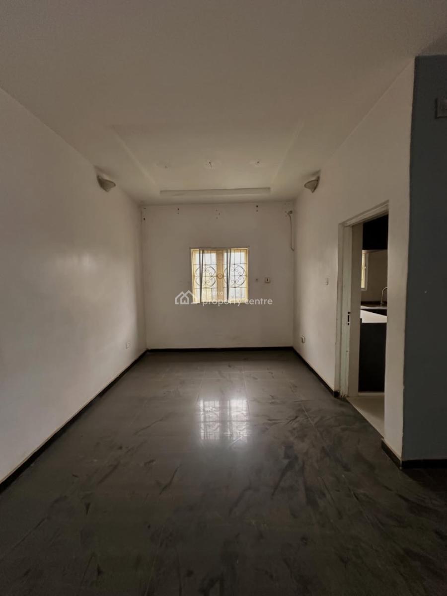 4 Bedroom Semi Detached Duplex +  Family Lounge + Private Backyard, Idu Industrial, Abuja, Semi-detached Duplex for Sale