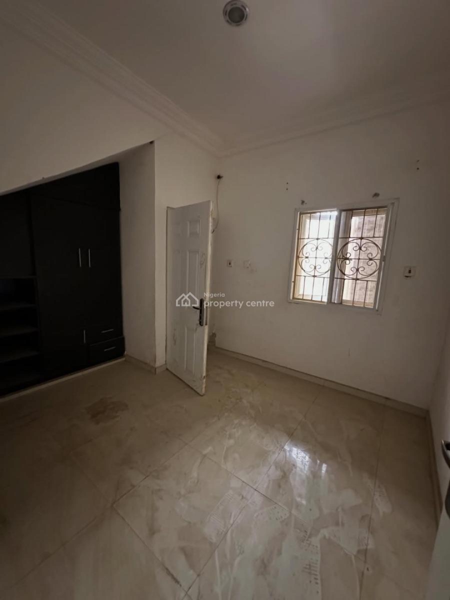 4 Bedroom Semi Detached Duplex +  Family Lounge + Private Backyard, Idu Industrial, Abuja, Semi-detached Duplex for Sale