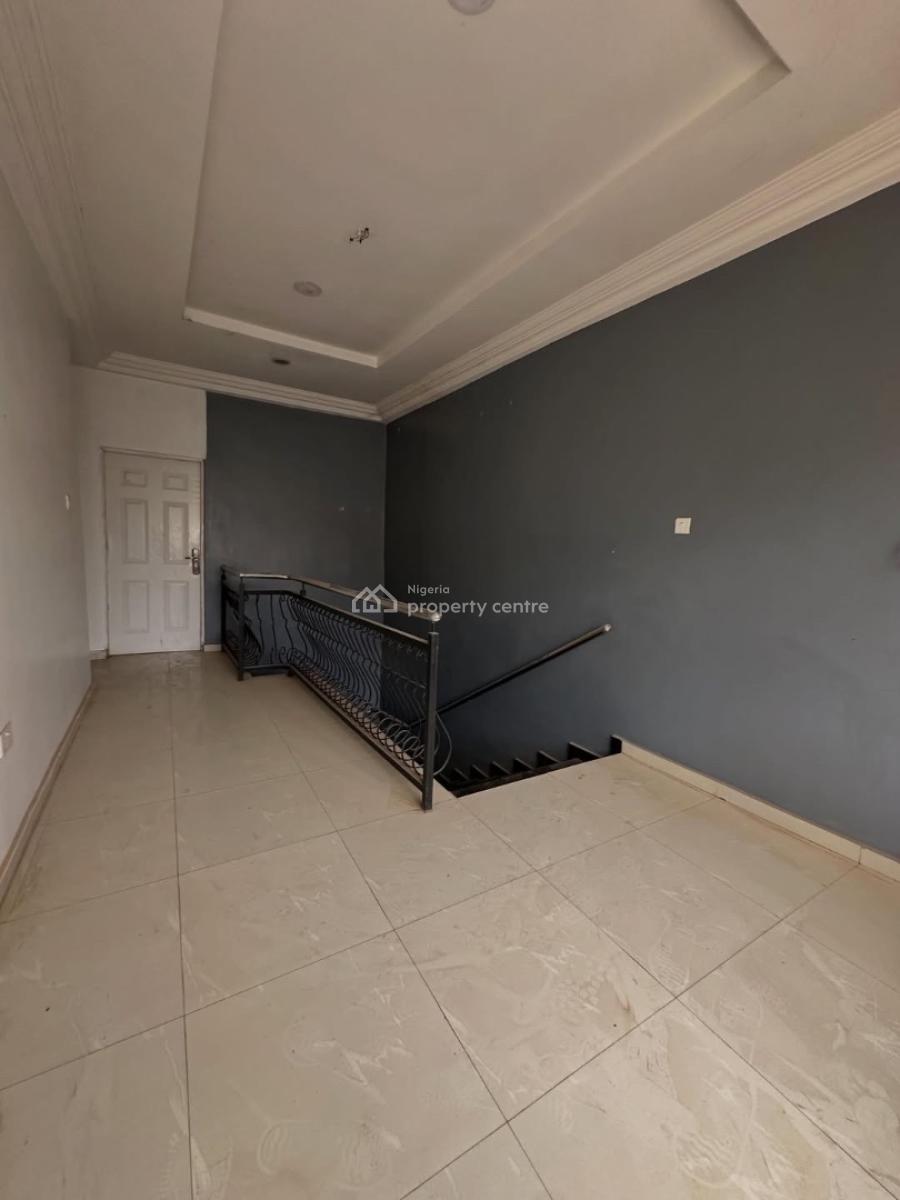 4 Bedroom Semi Detached Duplex +  Family Lounge + Private Backyard, Idu Industrial, Abuja, Semi-detached Duplex for Sale