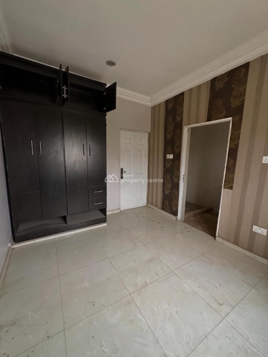 4 Bedroom Semi Detached Duplex +  Family Lounge + Private Backyard, Idu Industrial, Abuja, Semi-detached Duplex for Sale
