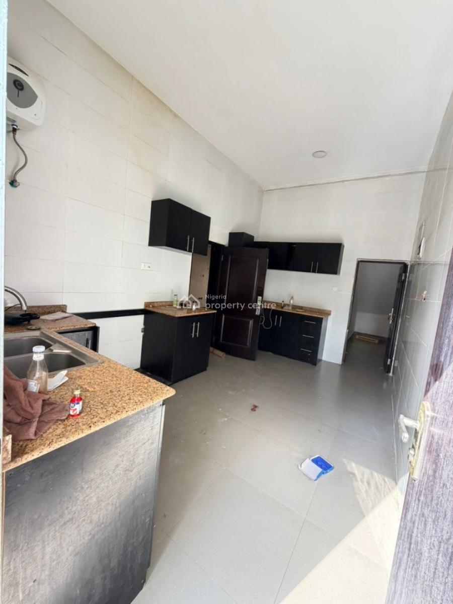 Newly Built 4 Bedrooms Terraced Duplex with a Bq, Guzape, Guzape District, Abuja, Terraced Duplex for Rent
