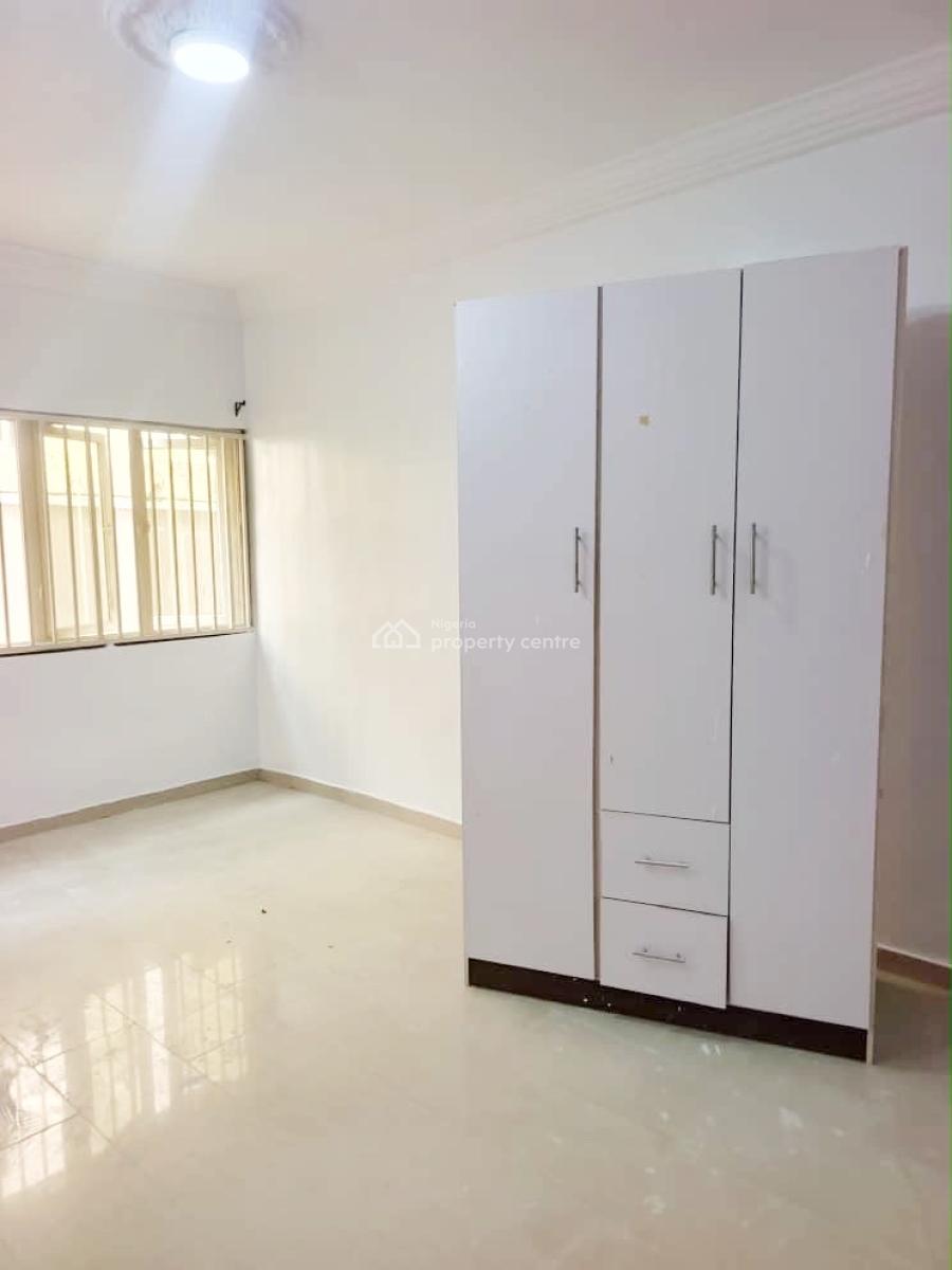 Luxury 2 Bedroom Flat, Olowora, Omole Phase 2, Ikeja, Lagos, Flat / Apartment for Rent