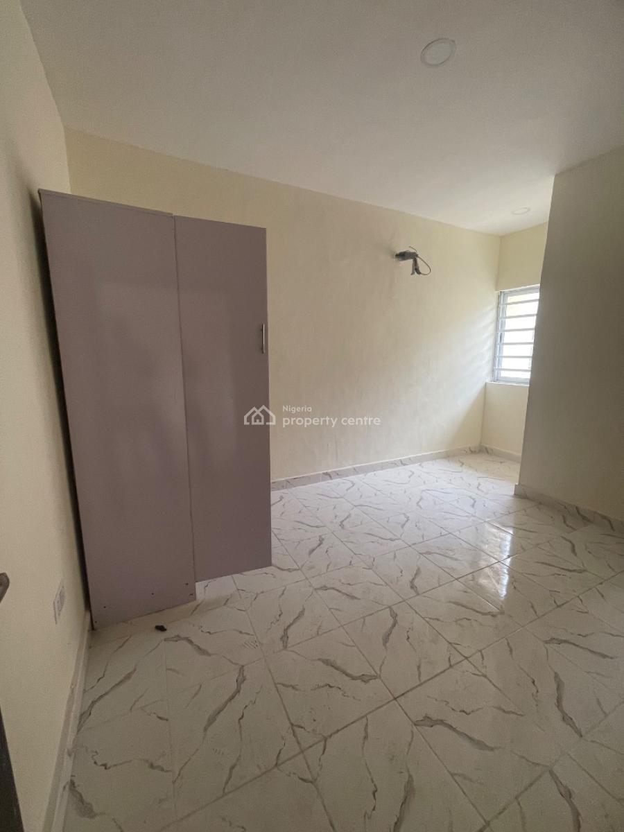 2 Bedroom Flat in a Serene Location  Upstairs, Gra, Abijo, Lekki, Lagos, Flat / Apartment for Rent