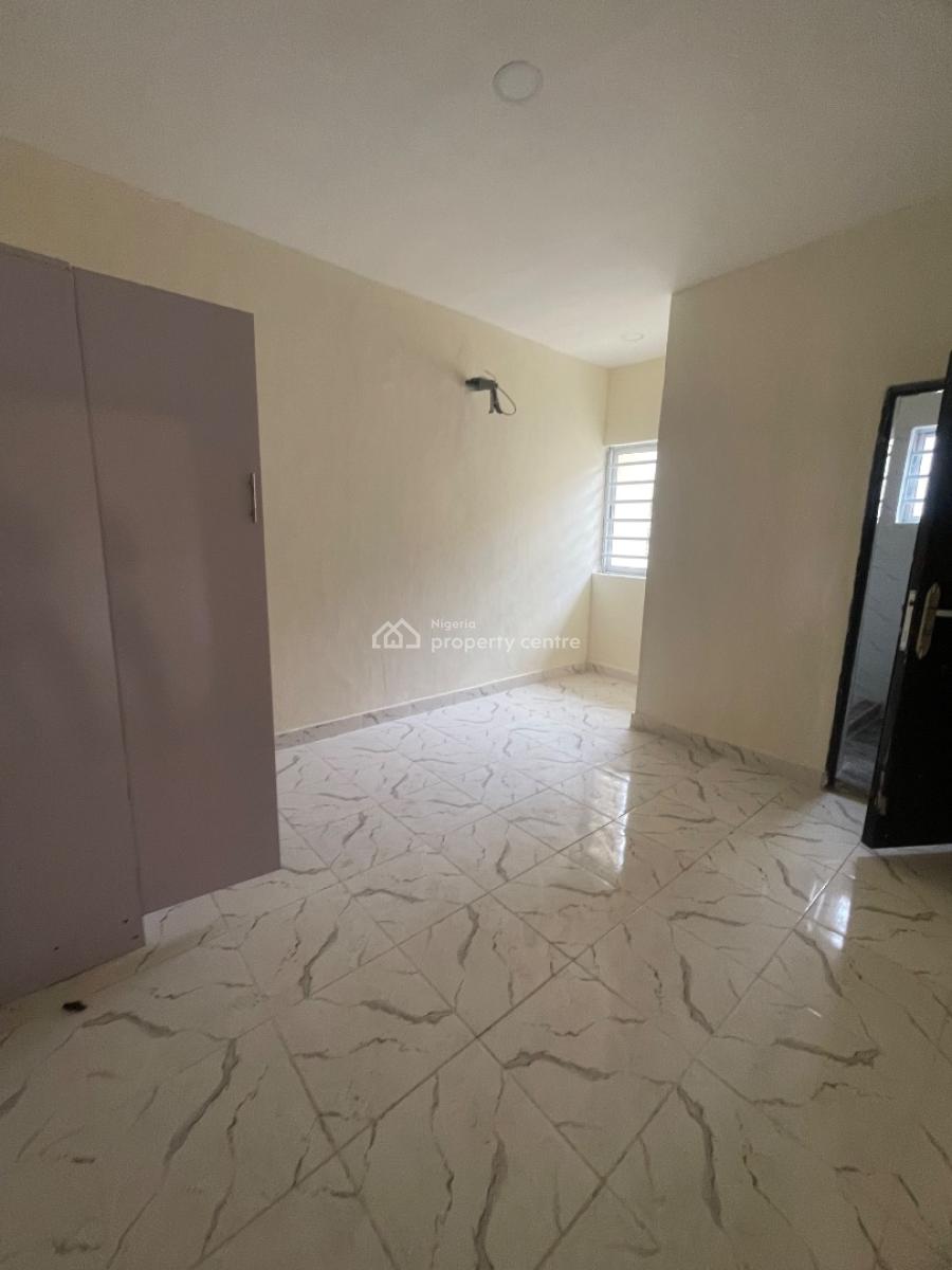 2 Bedroom Flat in a Serene Location  Upstairs, Gra, Abijo, Lekki, Lagos, Flat / Apartment for Rent