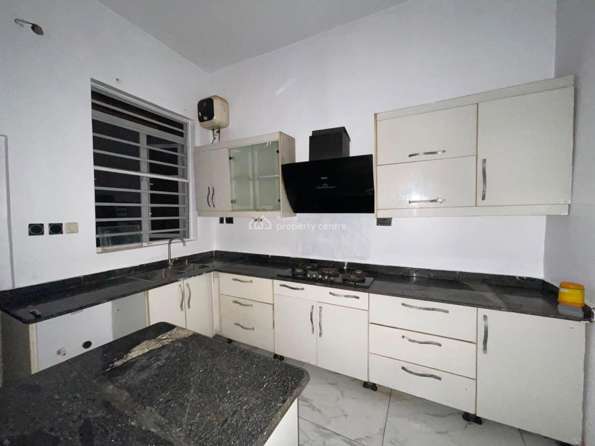 4 Bedroom Semi Detached Duplex + Bq, Chevron, Lekki Expressway, Lekki, Lagos, Semi-detached Duplex for Rent
