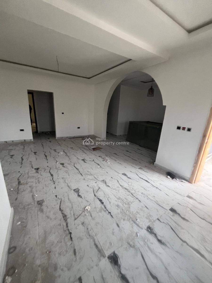 Luxury Brand New 3bedroom Flat Upstairs and Downstairs, Mobil Road Ilaje, Ajah, Lagos, Flat / Apartment for Rent