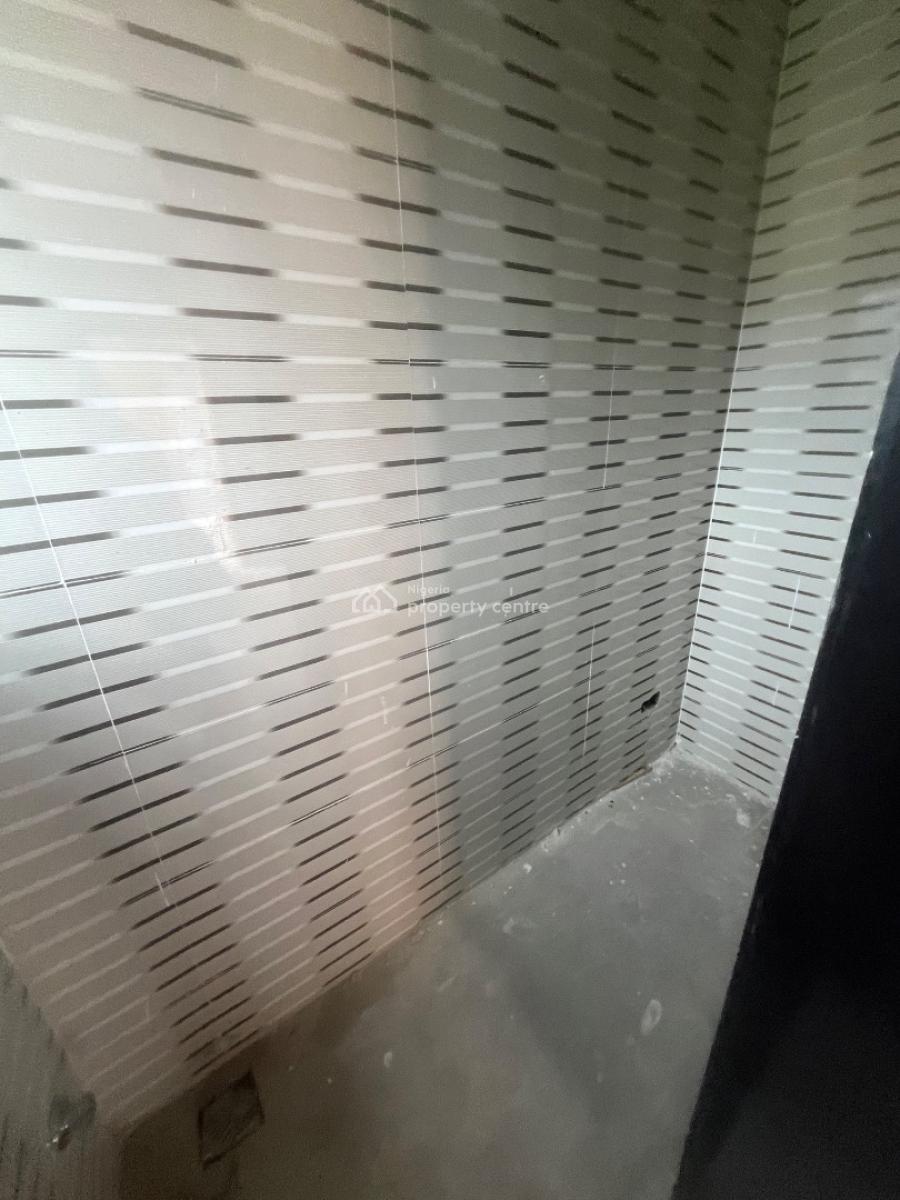 Luxury Brand New 3bedroom Flat Upstairs and Downstairs, Mobil Road Ilaje, Ajah, Lagos, Flat / Apartment for Rent