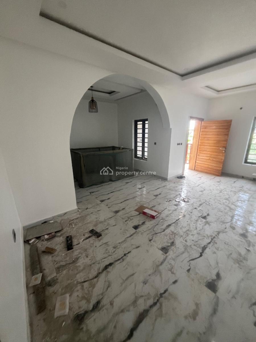 Luxury Brand New 3bedroom Flat Upstairs and Downstairs, Mobil Road Ilaje, Ajah, Lagos, Flat / Apartment for Rent