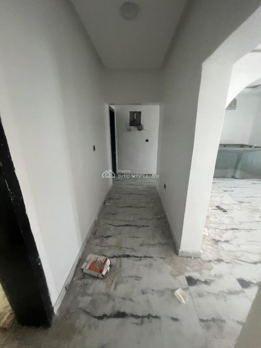 Luxury Brand New 3bedroom Flat Upstairs and Downstairs, Mobil Road Ilaje, Ajah, Lagos, Flat / Apartment for Rent