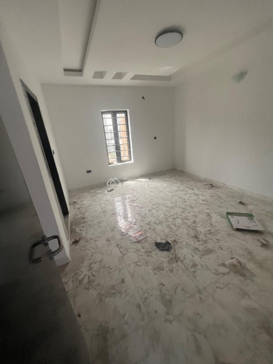 Luxury Brand New 3bedroom Flat Upstairs and Downstairs, Mobil Road Ilaje, Ajah, Lagos, Flat / Apartment for Rent