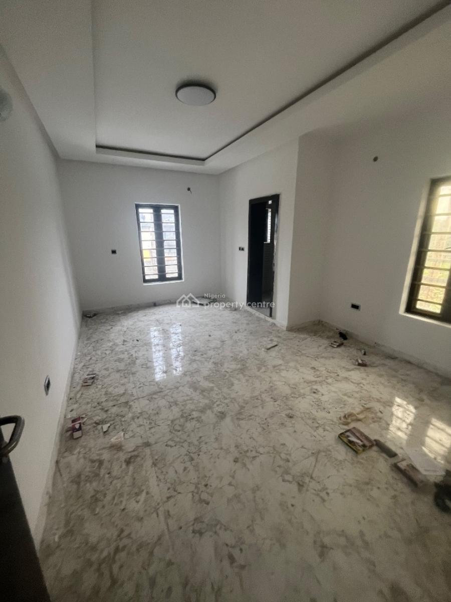 Luxury Brand New 3bedroom Flat Upstairs and Downstairs, Mobil Road Ilaje, Ajah, Lagos, Flat / Apartment for Rent
