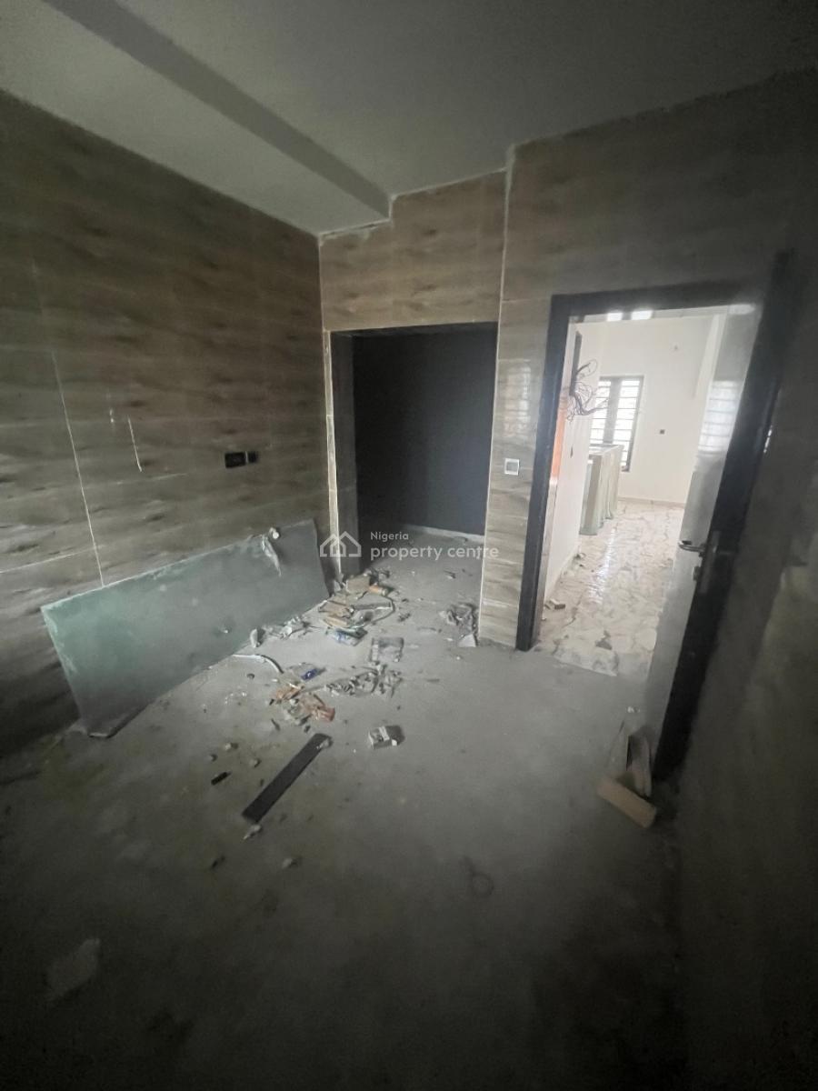 Luxury Brand New 3bedroom Flat Upstairs and Downstairs, Mobil Road Ilaje, Ajah, Lagos, Flat / Apartment for Rent
