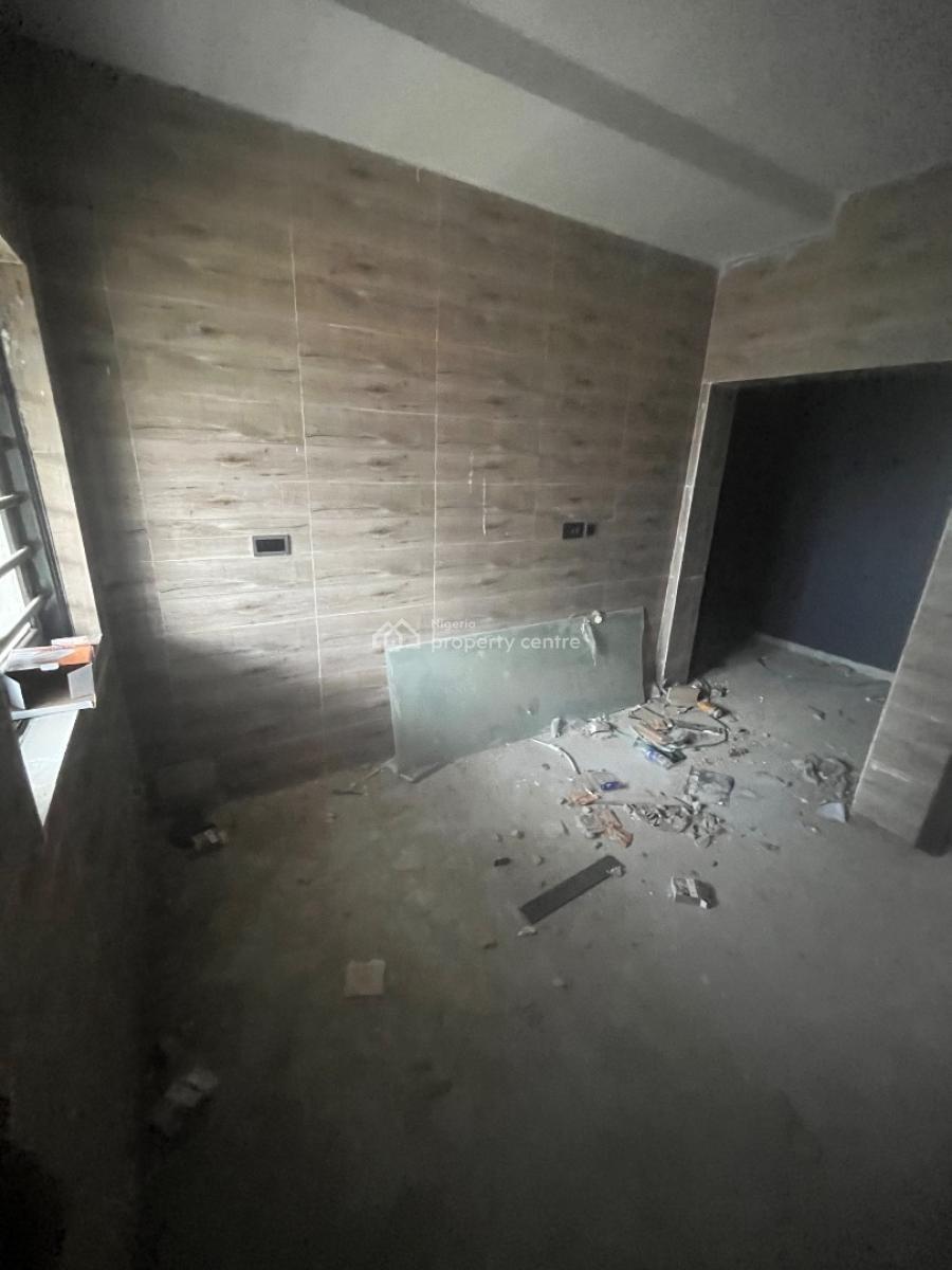 Luxury Brand New 3bedroom Flat Upstairs and Downstairs, Mobil Road Ilaje, Ajah, Lagos, Flat / Apartment for Rent