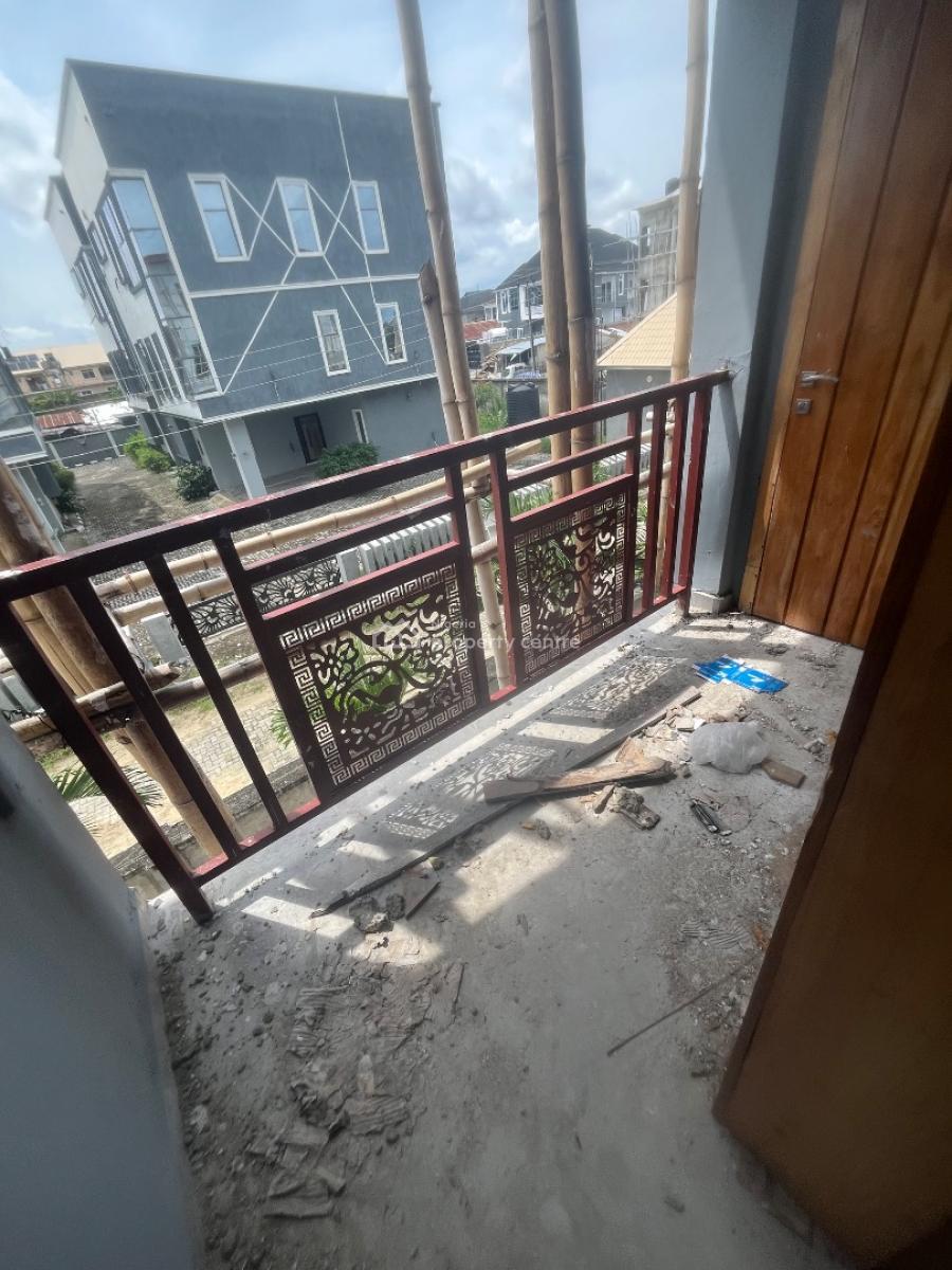 Luxury Brand New 3bedroom Flat Upstairs and Downstairs, Mobil Road Ilaje, Ajah, Lagos, Flat / Apartment for Rent