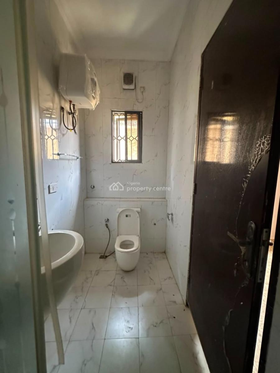 Well Built 3 Bedroom Flat ( Basement), Wuye, Abuja, Flat / Apartment for Rent