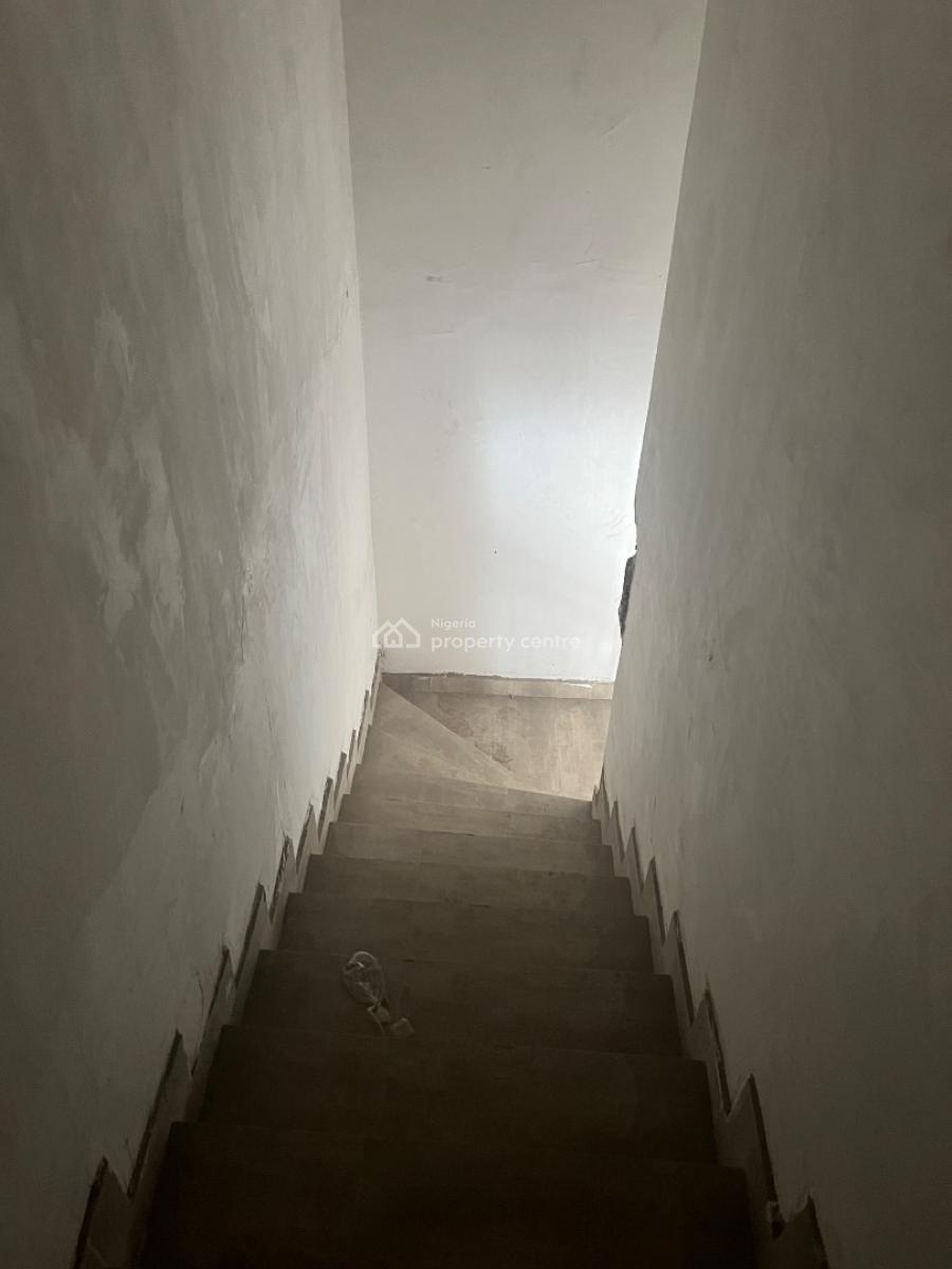 Luxury 3 Bedroom Masionette Brand New House, Mobil Road Ilaje, Ajah, Lagos, Flat / Apartment for Rent