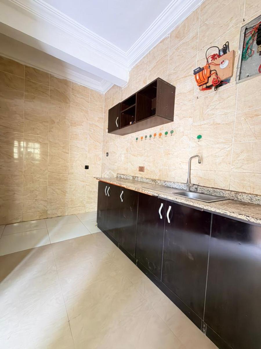 Lovely 2 Bedroom Flat in The Ground Floor, Mabushi, Abuja, Flat / Apartment for Rent