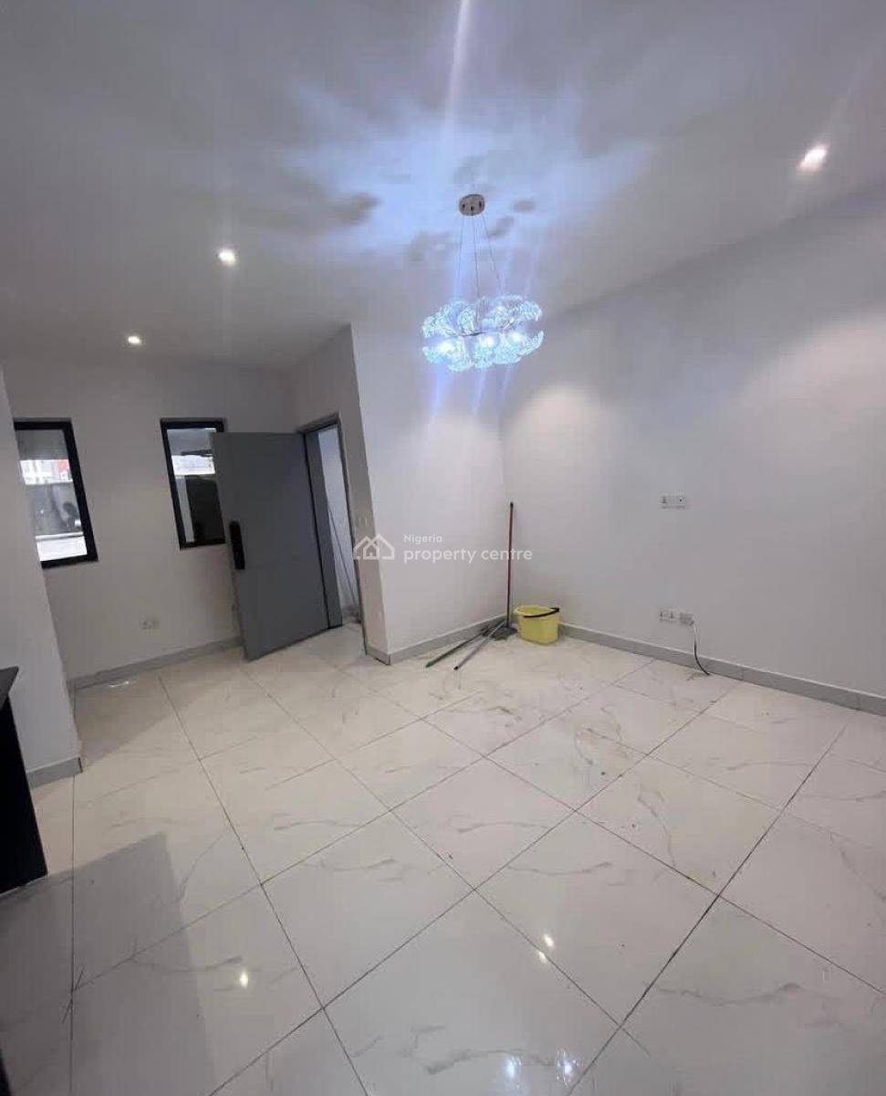 1 Bedroom Apartment with Pool Ground Floor, Freedom Way, Lekki Phase 1, Lekki, Lagos, Flat / Apartment for Sale