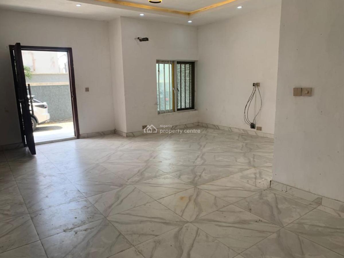 Serviced 3-bedroom Flat in Secure Estate, Pinnock Beach Estate, Osapa, Lekki, Lagos, Flat / Apartment for Sale