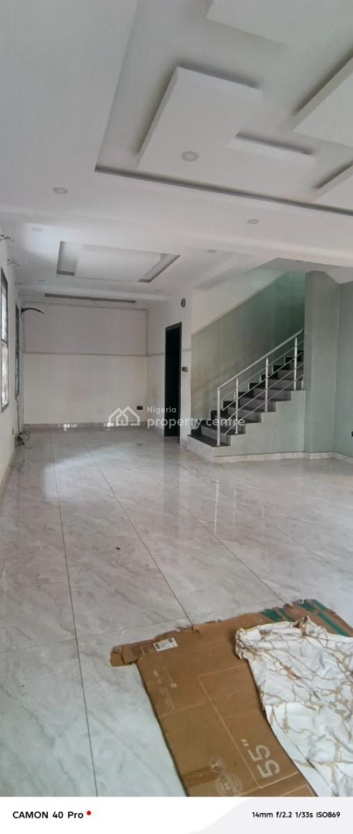4 Bedroom Detached House Duplex in Ikate, Off Kusenla Road By Chisco Bus Stop, Lekki Phase 1, Lekki, Lagos, Semi-detached Duplex for Rent