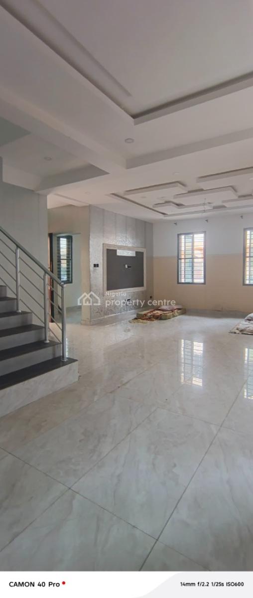 4 Bedroom Detached House Duplex in Ikate, Off Kusenla Road By Chisco Bus Stop, Lekki Phase 1, Lekki, Lagos, Semi-detached Duplex for Rent