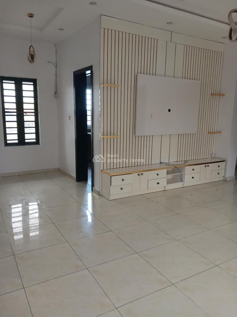 Fantastic 2 Bedroom Flat Apartment, Upstairs in a Gated Close, Olowora, Olowora, Magodo, Lagos, Flat / Apartment for Rent