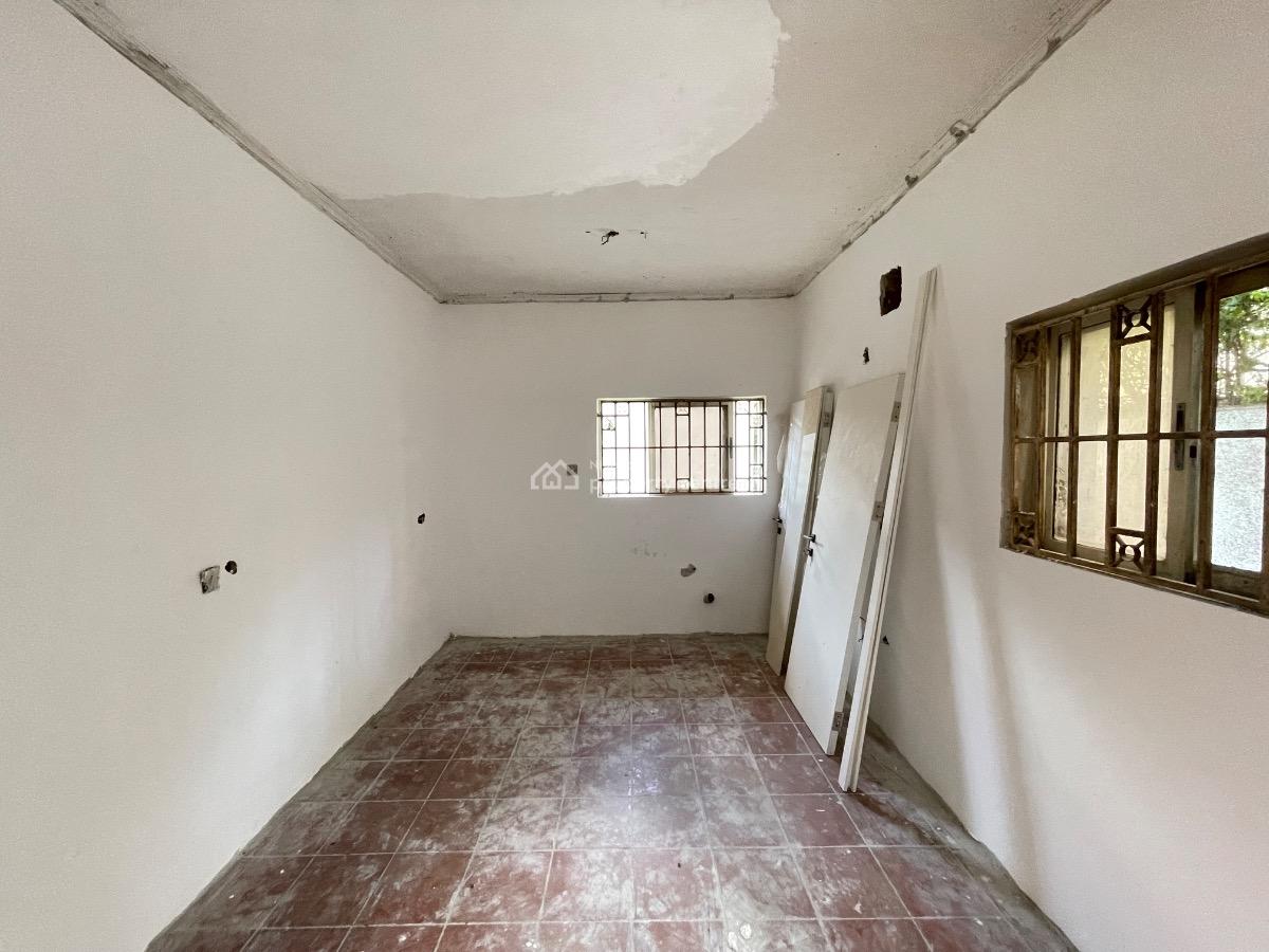 4 Bedroom Semi Detached Duplex with 2 Rooms Bq, Off Admiralty Road, Lekki Phase 1, Lekki, Lagos, Semi-detached Bungalow for Rent