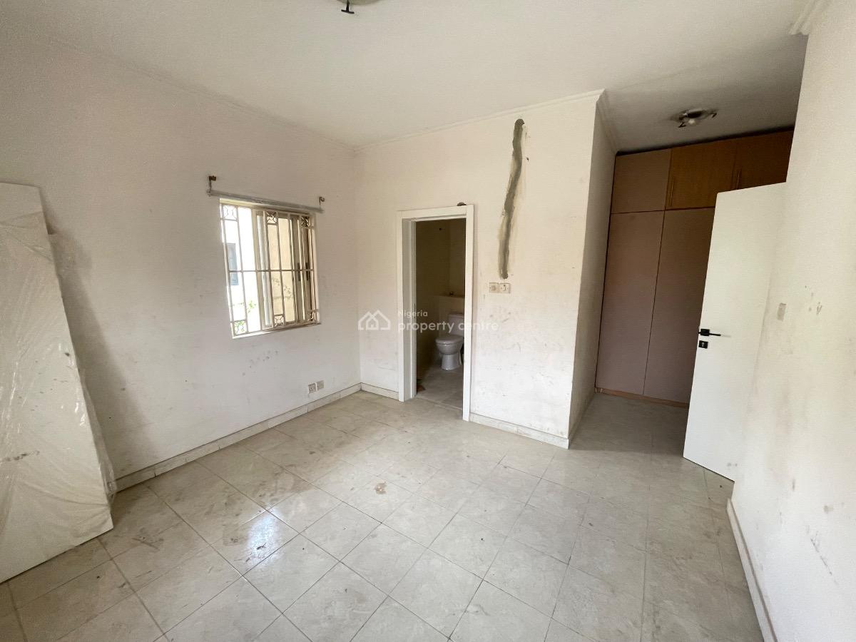 4 Bedroom Semi Detached Duplex with 2 Rooms Bq, Off Admiralty Road, Lekki Phase 1, Lekki, Lagos, Semi-detached Bungalow for Rent